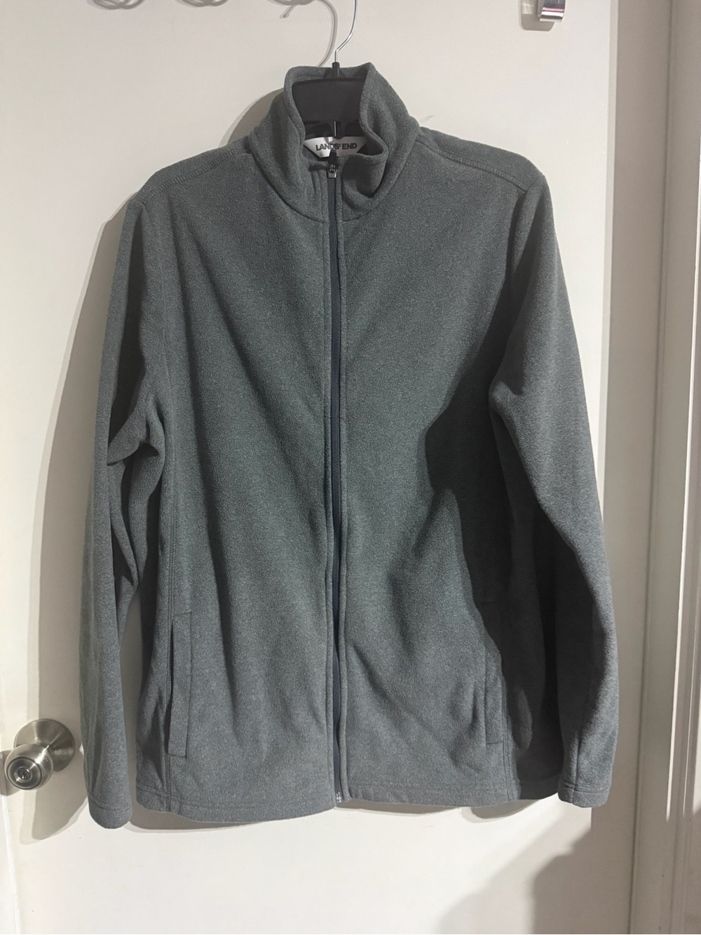 BNWOT Women’s Lands Ends Gray Fleece Zipper Up Sweatshirt With Pockets Size XL/T